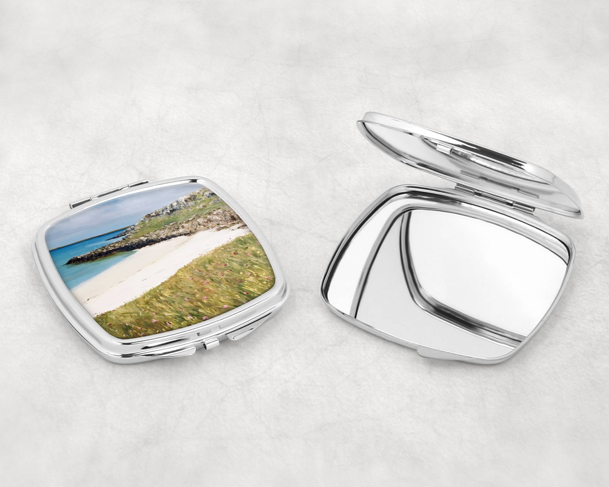 Eriskay Compact Mirror